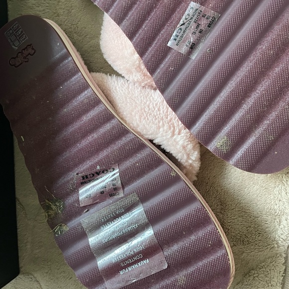 Coach Hampton Flip Flop Slippers - Picture 5 of 5